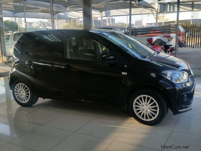 Volkswagen UP 1.0 A/T in Namibia