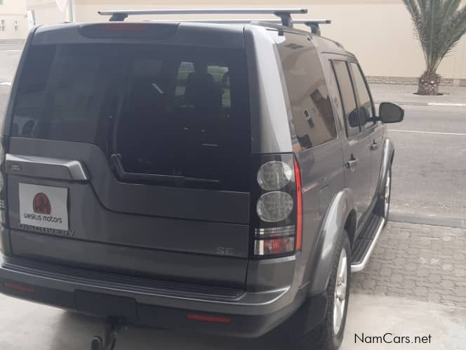 Land Rover Discovery 4 3.0 Td/sd V6 SE in Namibia