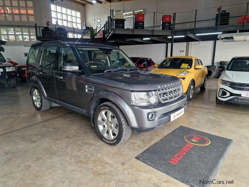 Land Rover Land Rover Discovery 4 3.0 V6  SE in Namibia
