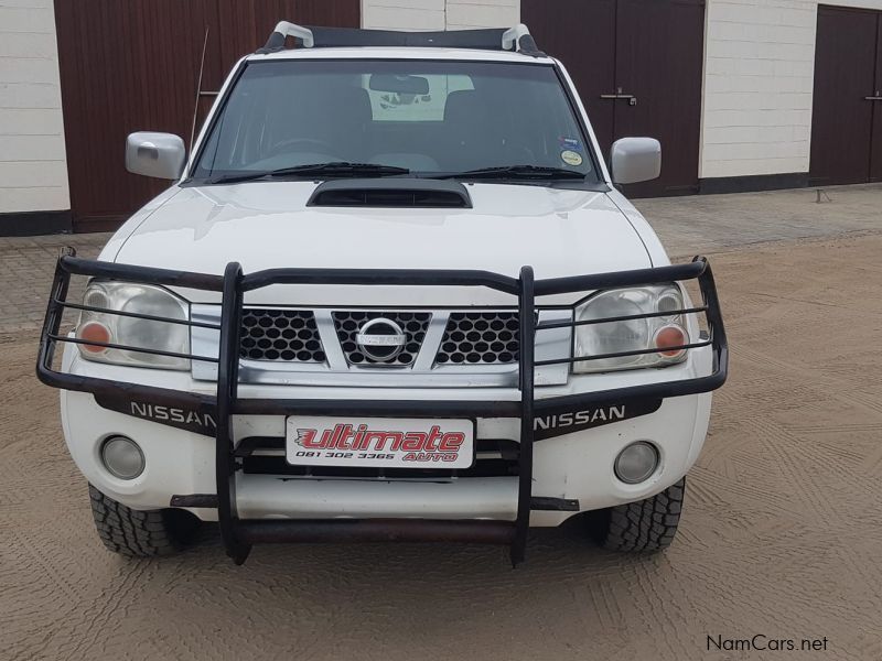 Nissan Np300 HardBody 2.5 Tdi  M/T 4x4 in Namibia