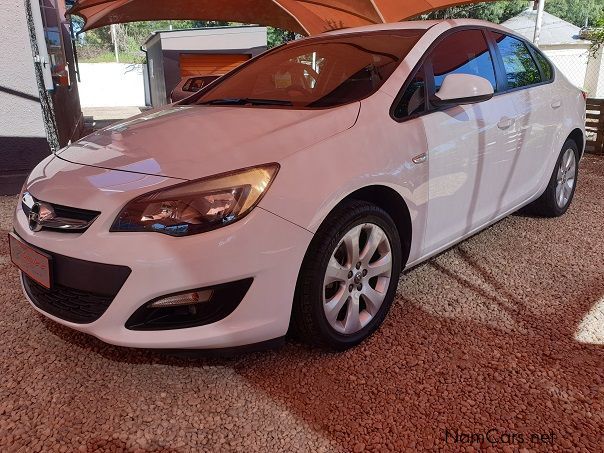 Opel Astra 1.6i Essentia in Namibia