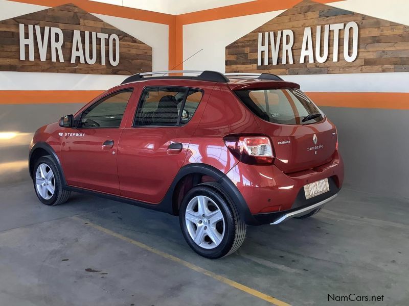 Renault Sandero 900T Dynamique manual (local) in Namibia