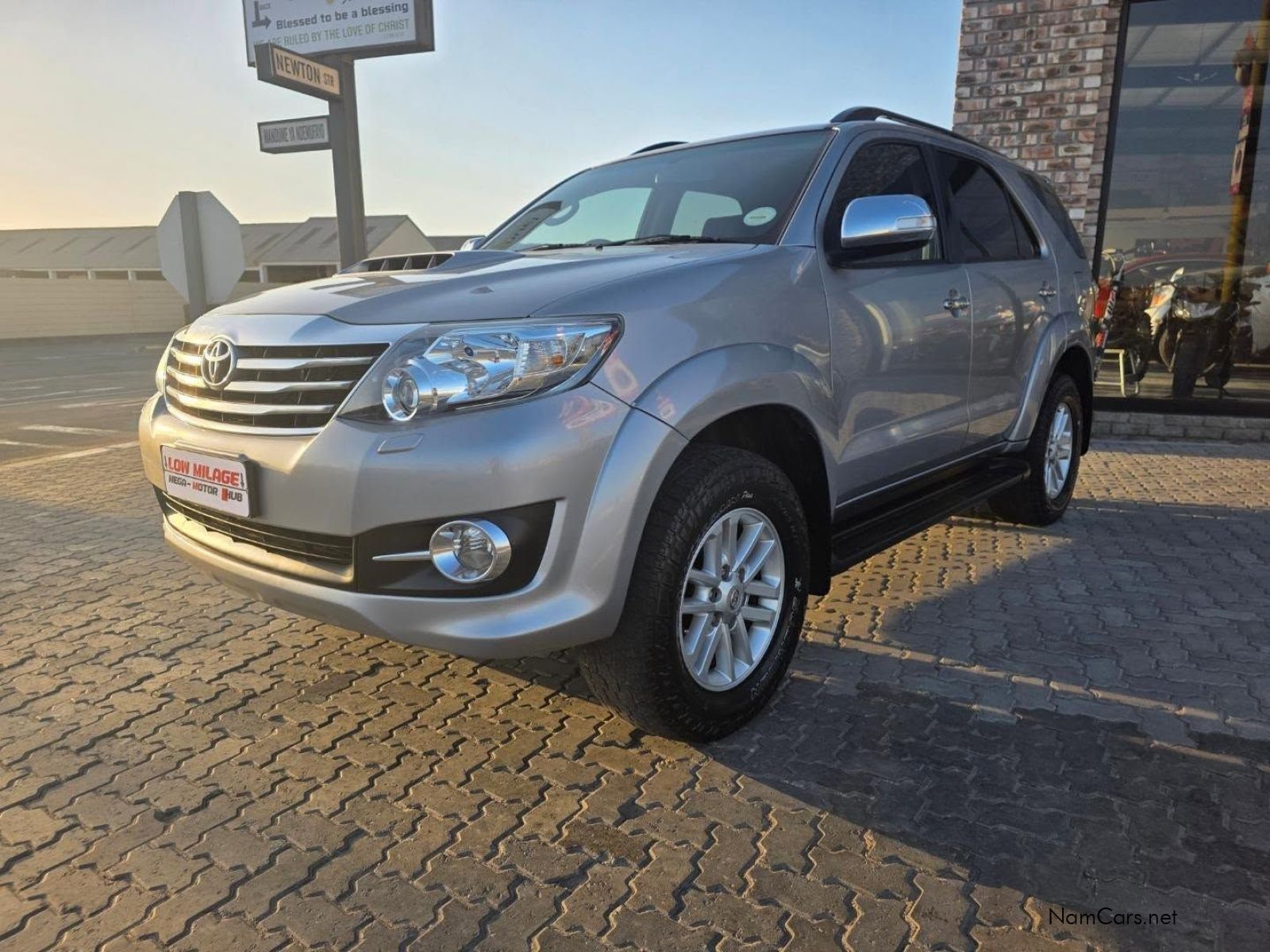 Toyota FORTUNER 3.0 D-4D R/B A/T //FINANCE AVAILABLE// in Namibia