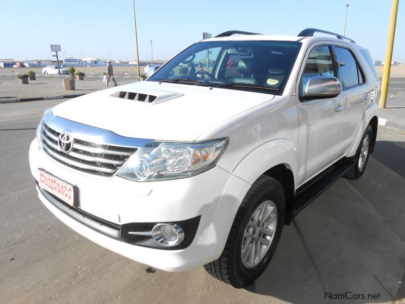 Toyota FORTUNER 3.0 D4D A/T 4X4 in Namibia