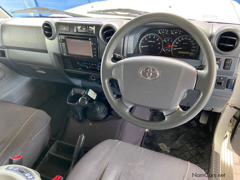 Toyota Land Cruiser 79 4.0P V6 P/U D/C in Namibia