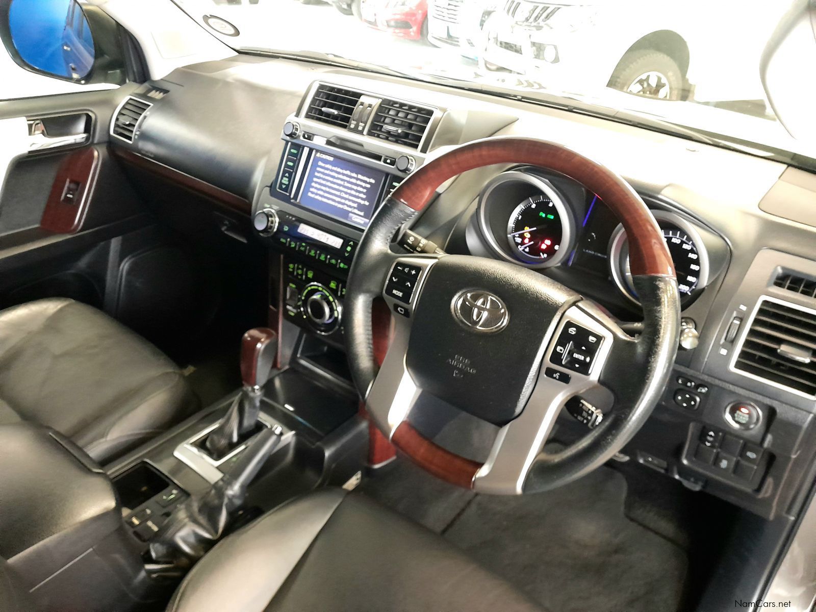 Toyota Prado VX 3.0 TDI AT in Namibia