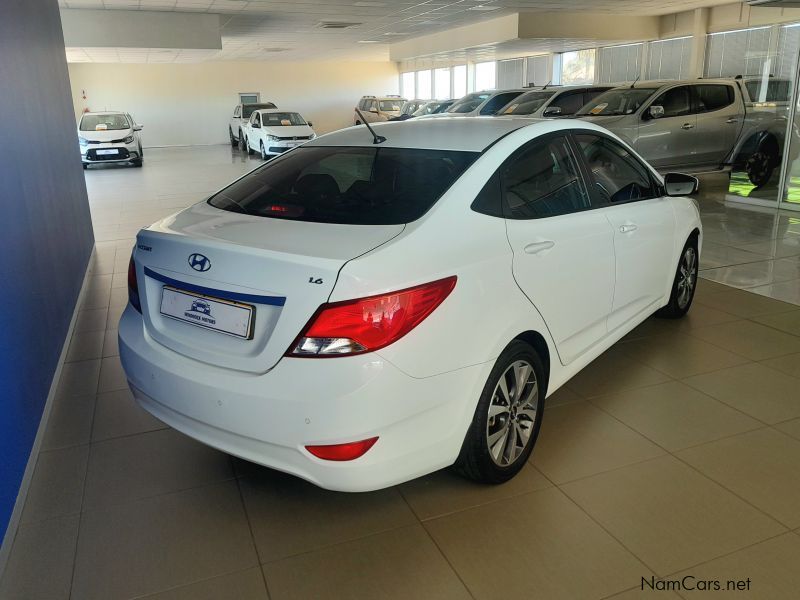 Hyundai Accent 1.6 Glide in Namibia