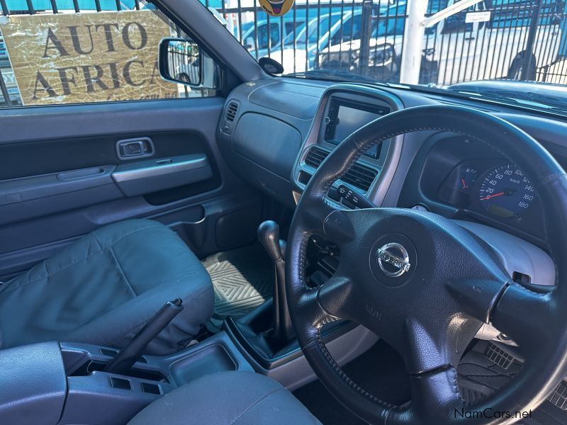 Nissan NP 300 2.5 TDi Man in Namibia