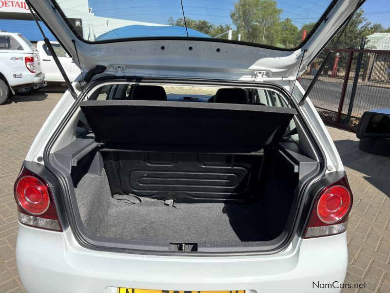 Volkswagen Polo Vivo 1.6 Comfortline 2016 in Namibia