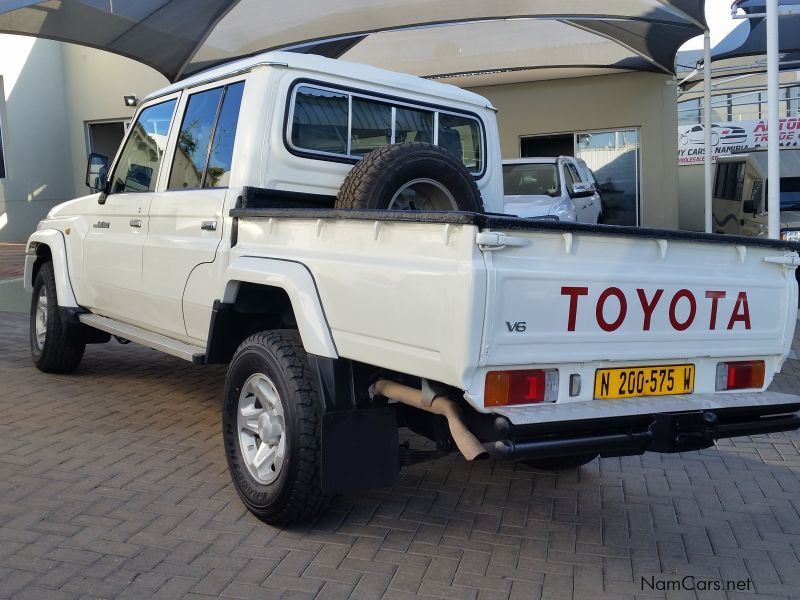 Toyota Land Cruiser 4. V6 DC in Namibia