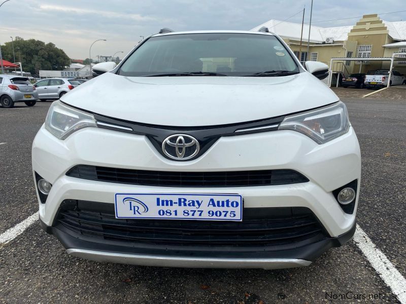 Toyota Rav4 2.0 GX A/T in Namibia