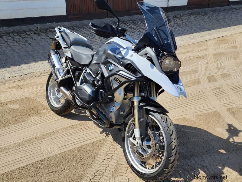 BMW GS R 1200 in Namibia