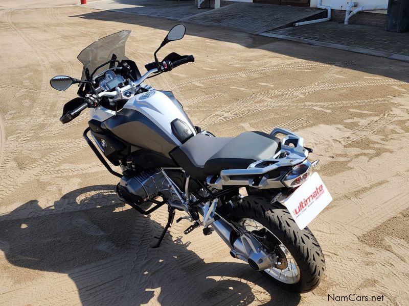 BMW GS R 1200 in Namibia