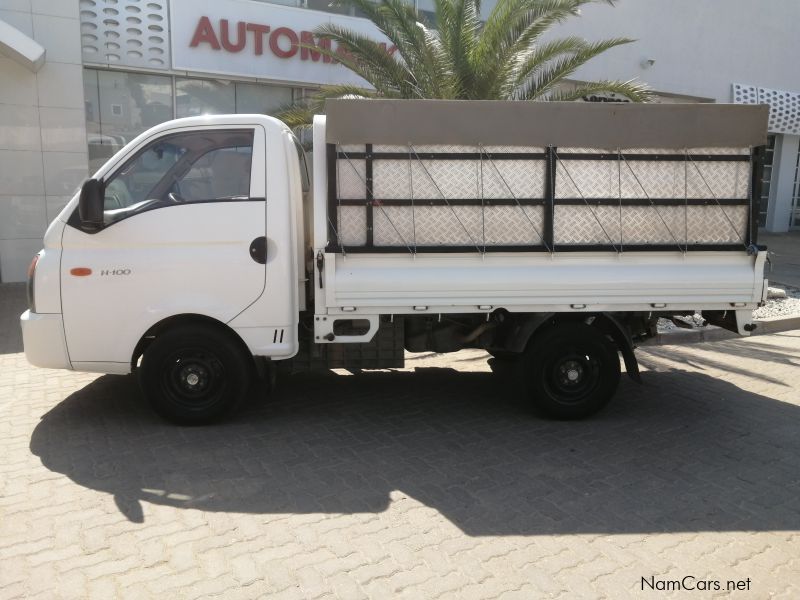 Hyundai H100 2.6D F/C C/C in Namibia