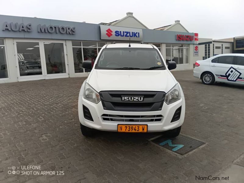 Isuzu D-Max 250 D/C MT in Namibia