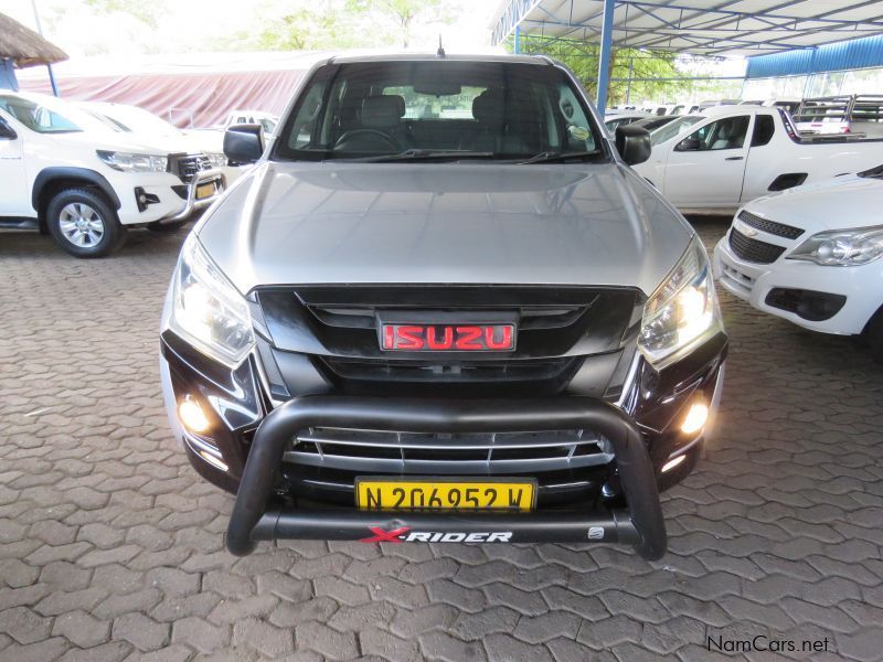 Isuzu KB250 D-MAX X-RIDER D/CAB 4X4 in Namibia