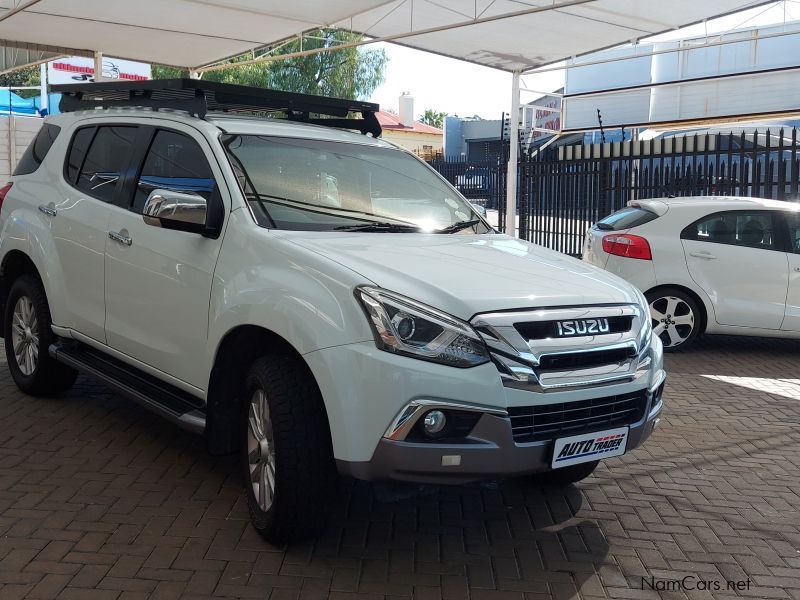 Isuzu MU-X in Namibia