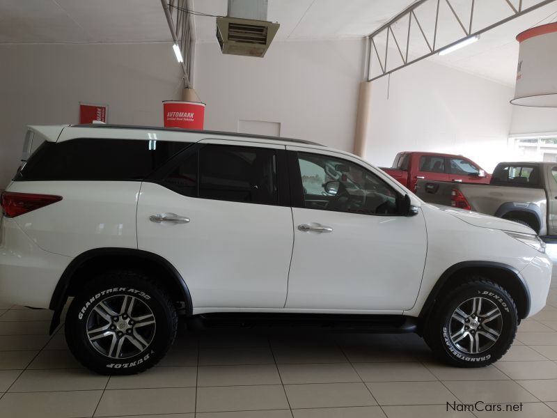 Toyota Fortuner 2.4  4x4 AT in Namibia