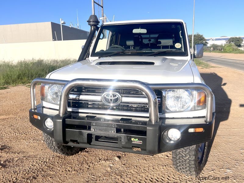 Toyota Land Cruiser LX V8 in Namibia