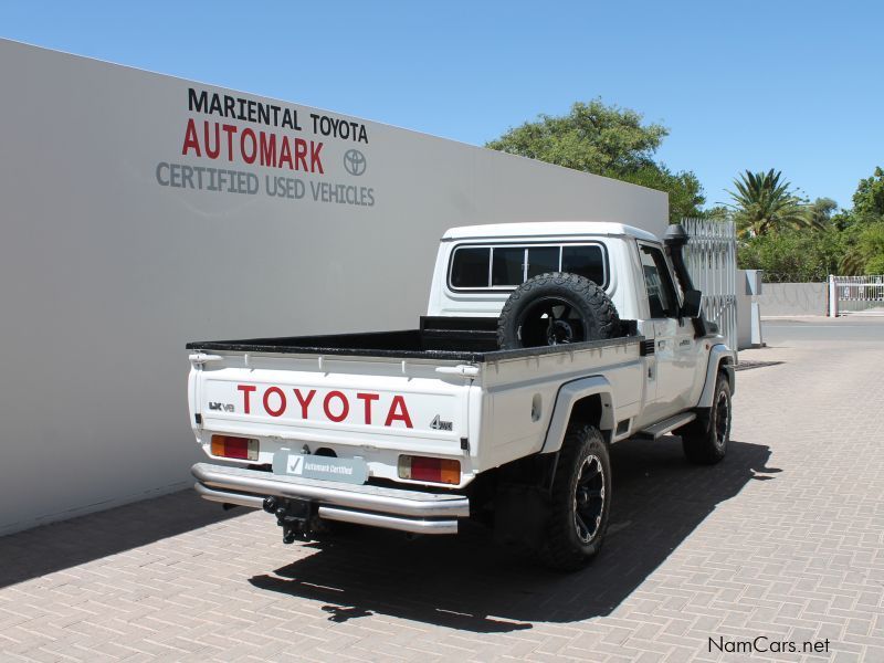 Toyota Land Cruiser SC 4.5 Diesel V8 in Namibia