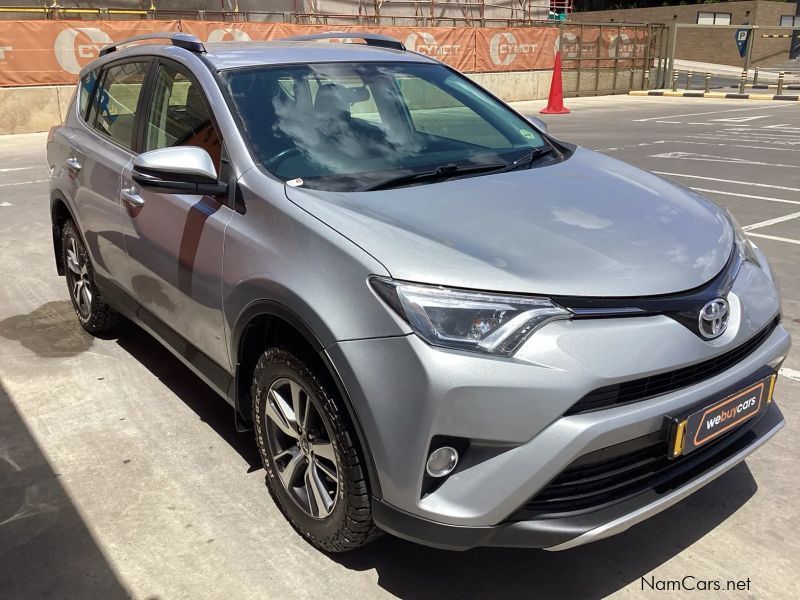 Toyota RAV 4 2.0 GX in Namibia