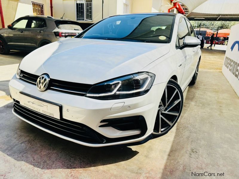 Volkswagen R 7.5 in Namibia