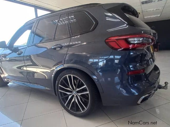 BMW X5 M50d in Namibia