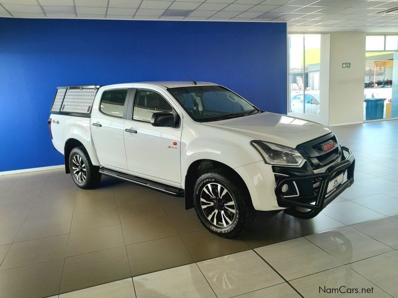Isuzu D-Max 250 X-Rider 4x4 DC PU in Namibia