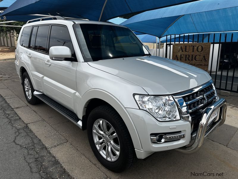 Mitsubishi Pajero 3.2 DiD GLS LWB SW 4x4 A/T 7 SEATER NO DEPOSIT in Namibia