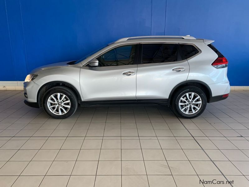 Nissan X Trail 2.5 ACENTA 4x4 CVT in Namibia