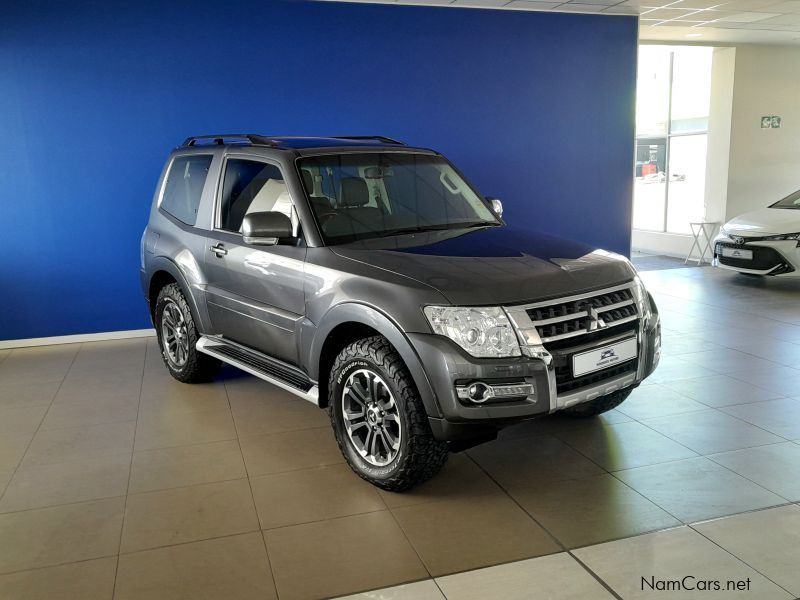 Mitsubishi Pajero 3.2 DID GLS SWB AT 4X4 in Namibia