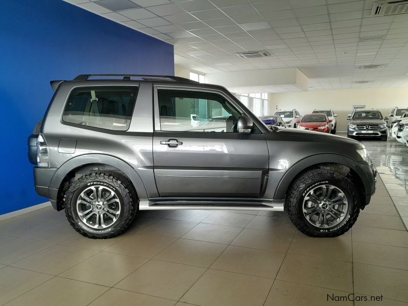 Mitsubishi Pajero 3.2 DID GLS SWB AT 4X4 in Namibia