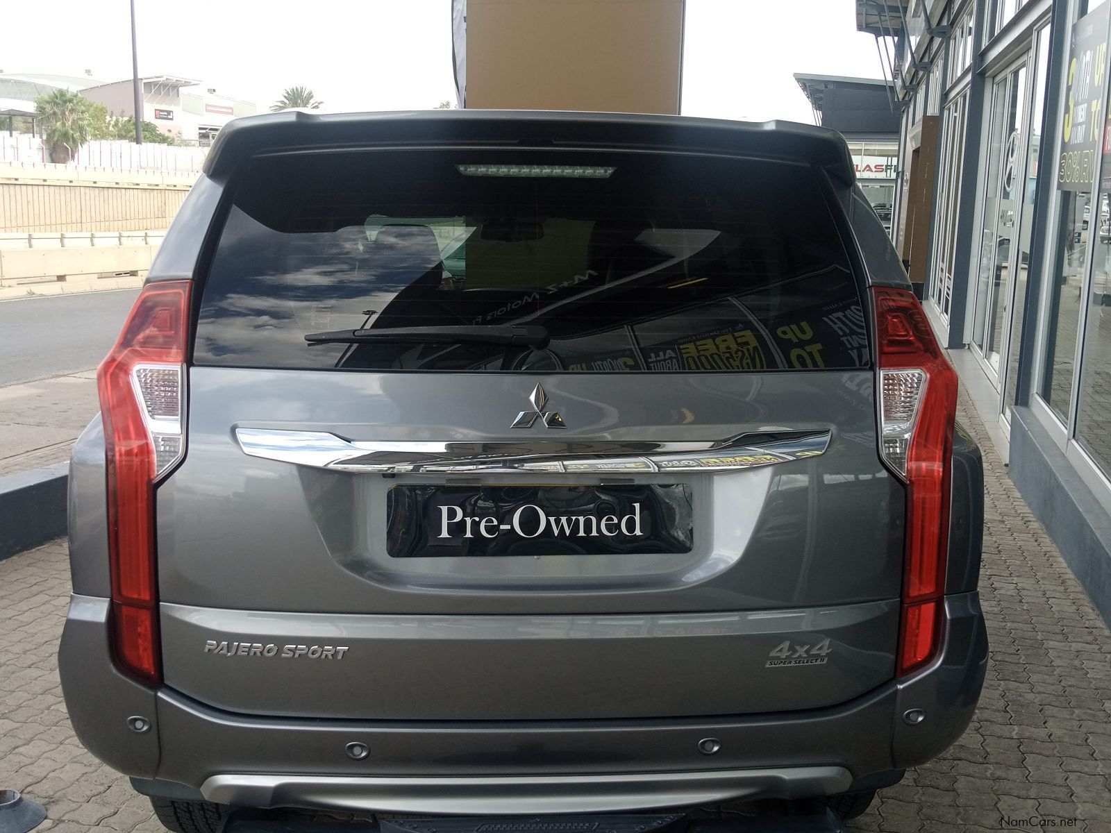 Mitsubishi Pajero Sport 2.4d 4x4 A/t in Namibia