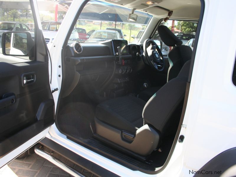 Suzuki Jimny 1.5 GLX 4x4 in Namibia