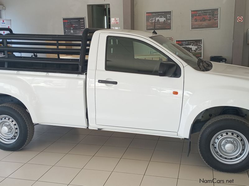 Isuzu D-MAX 250 F/S SAFETY in Namibia