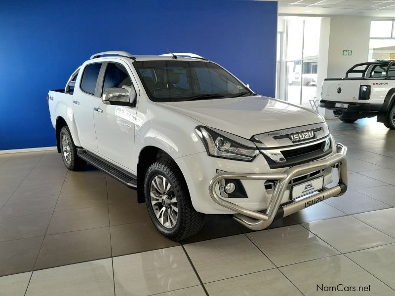 Isuzu D-MAX 300 LX 4x4 DC AT in Namibia