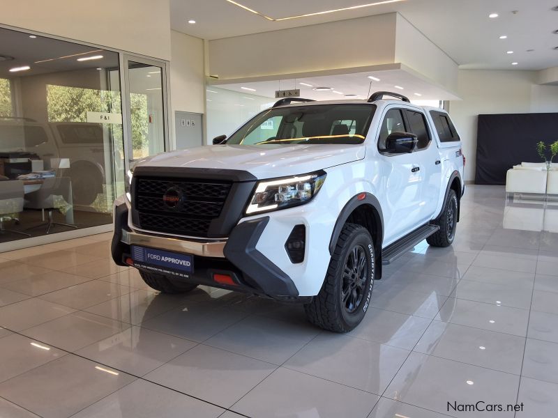 Nissan 2.5DTCi PRO-4X 4X4 D/C 4X4 in Namibia