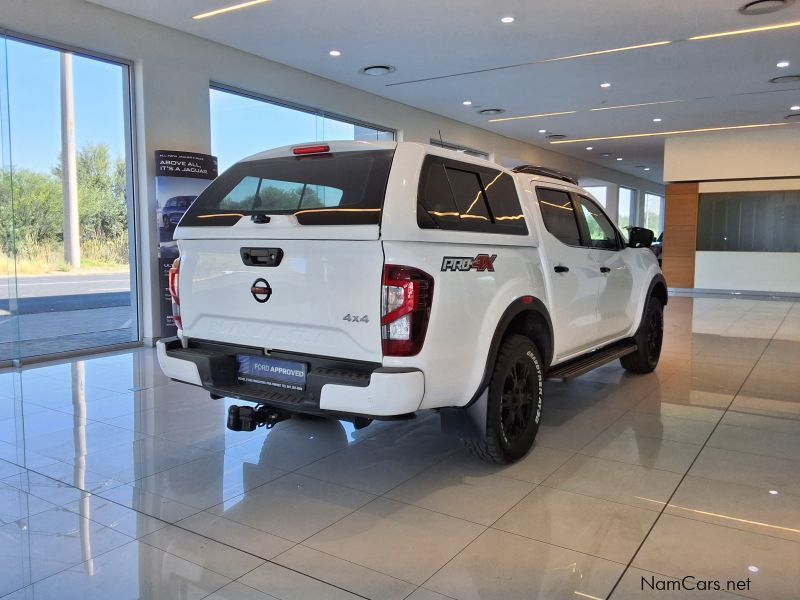 Nissan 2.5DTCi PRO-4X 4X4 D/C 4X4 in Namibia