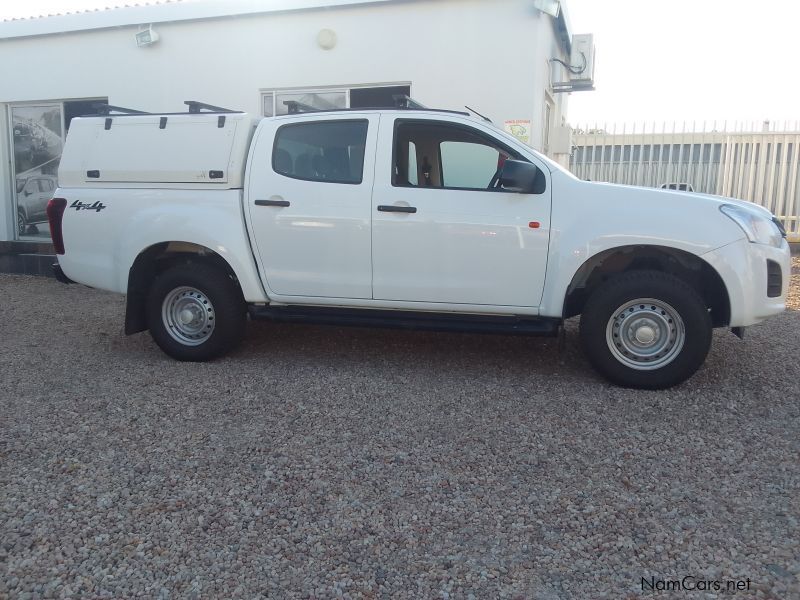 Isuzu D-MAX 250 4x4 HiRider D/CAB in Namibia