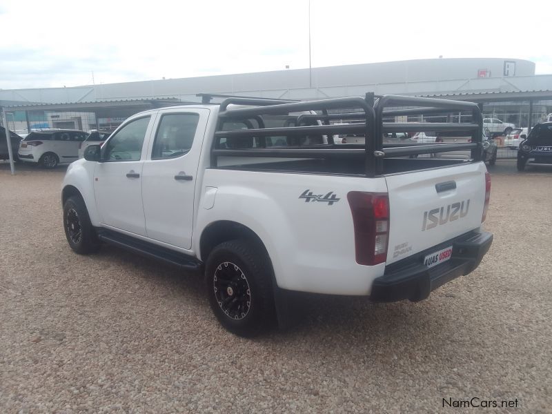 Isuzu D-MAX 250 4x4 HiRider D/CAB in Namibia