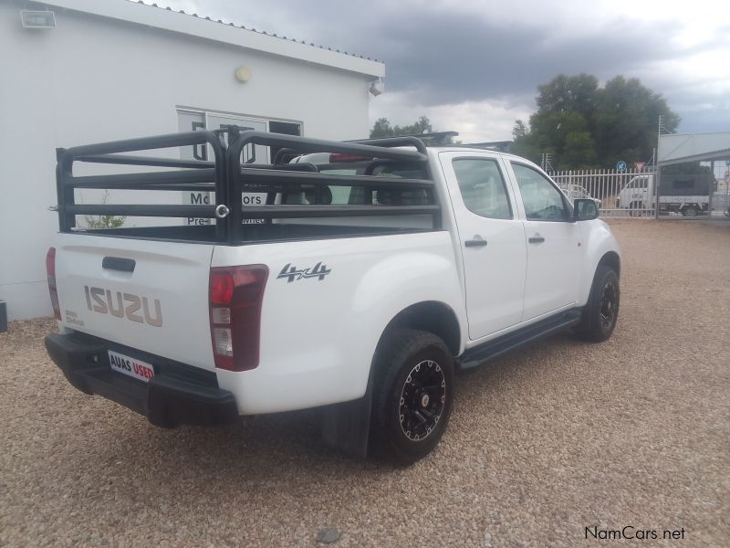 Isuzu D-MAX 250 4x4 HiRider D/CAB in Namibia