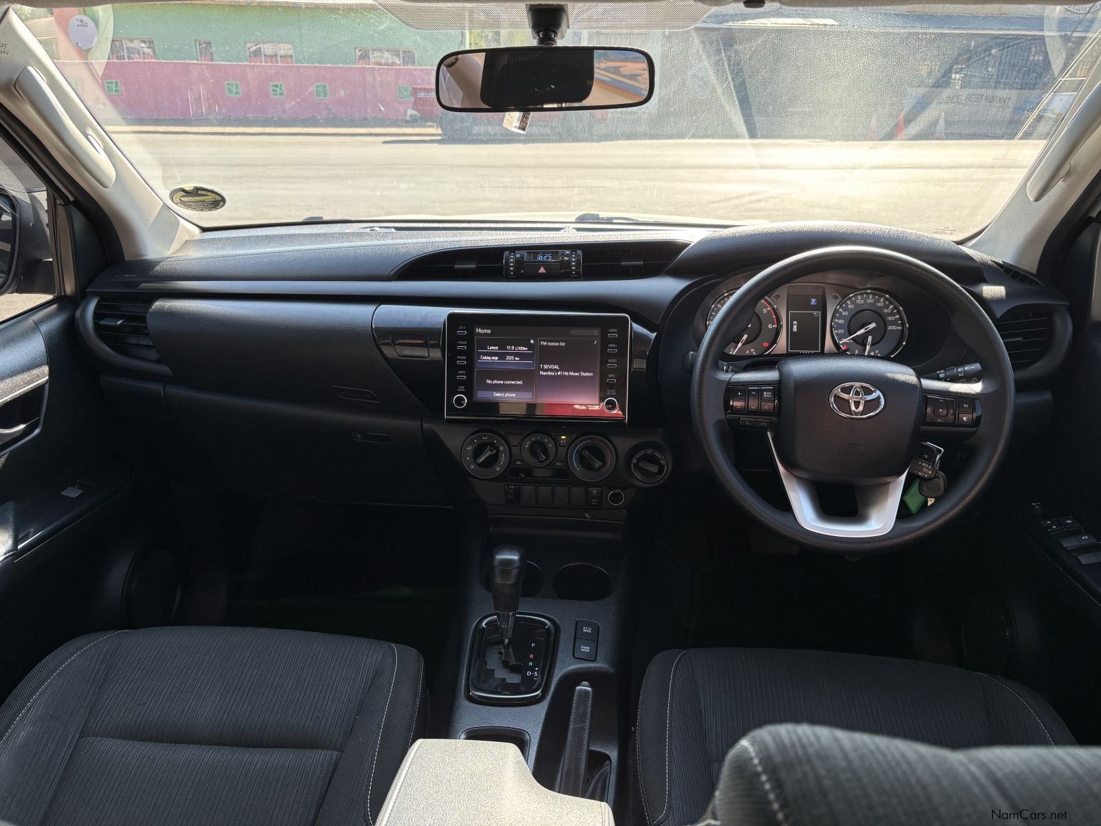 Toyota HILUX 2.4 GD-6 RAIDER 4X4 A/T P/U D/C (Rebuild) in Namibia