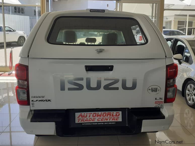 Isuzu D-Max 1.9Tdi D/c A/t 4x4 in Namibia