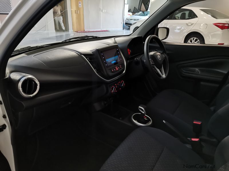 Toyota Vitz 1.0 XR AMT (52R) in Namibia