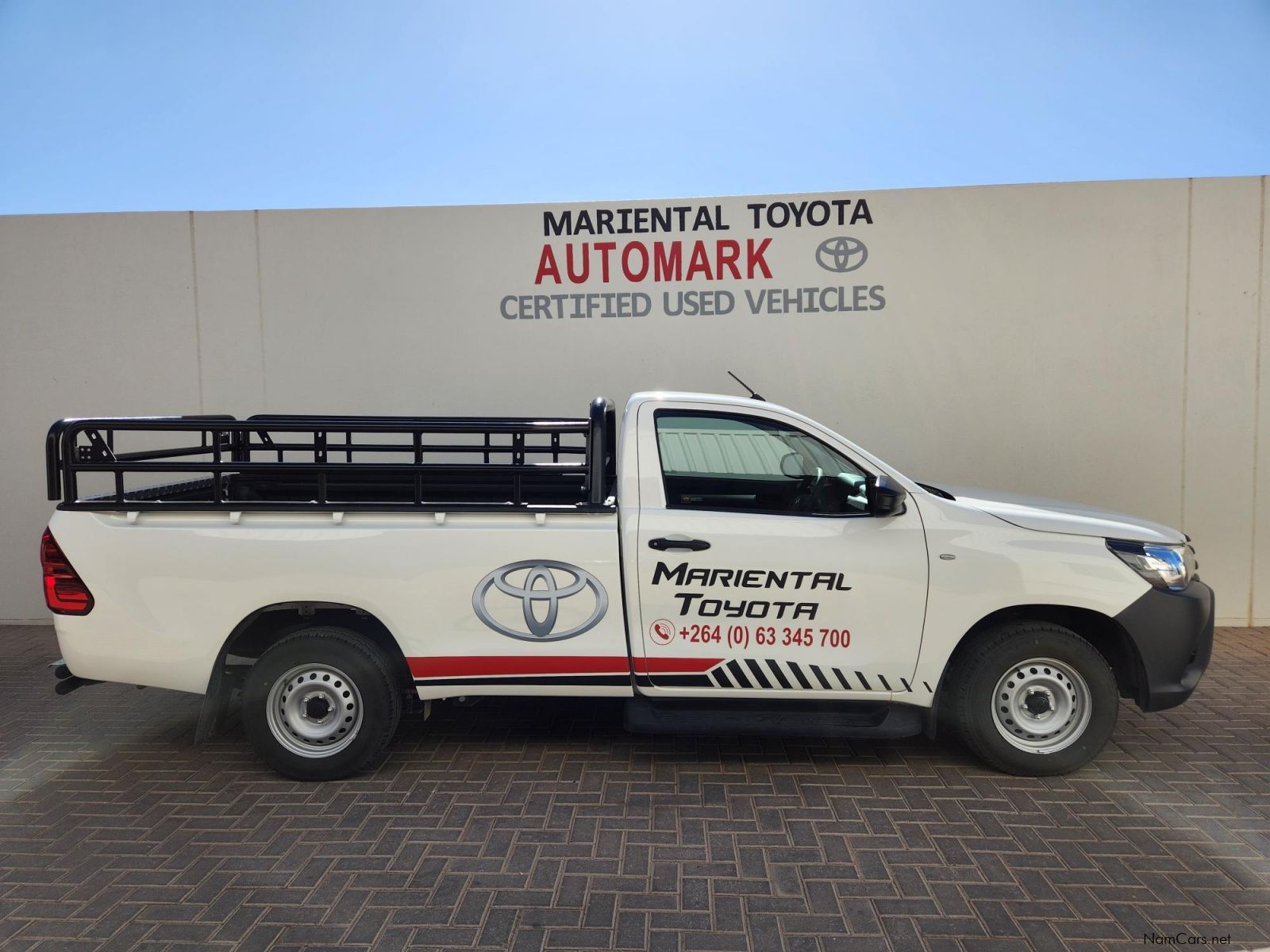 Toyota Hilux SC 2.4GD 5MT with A/C in Namibia