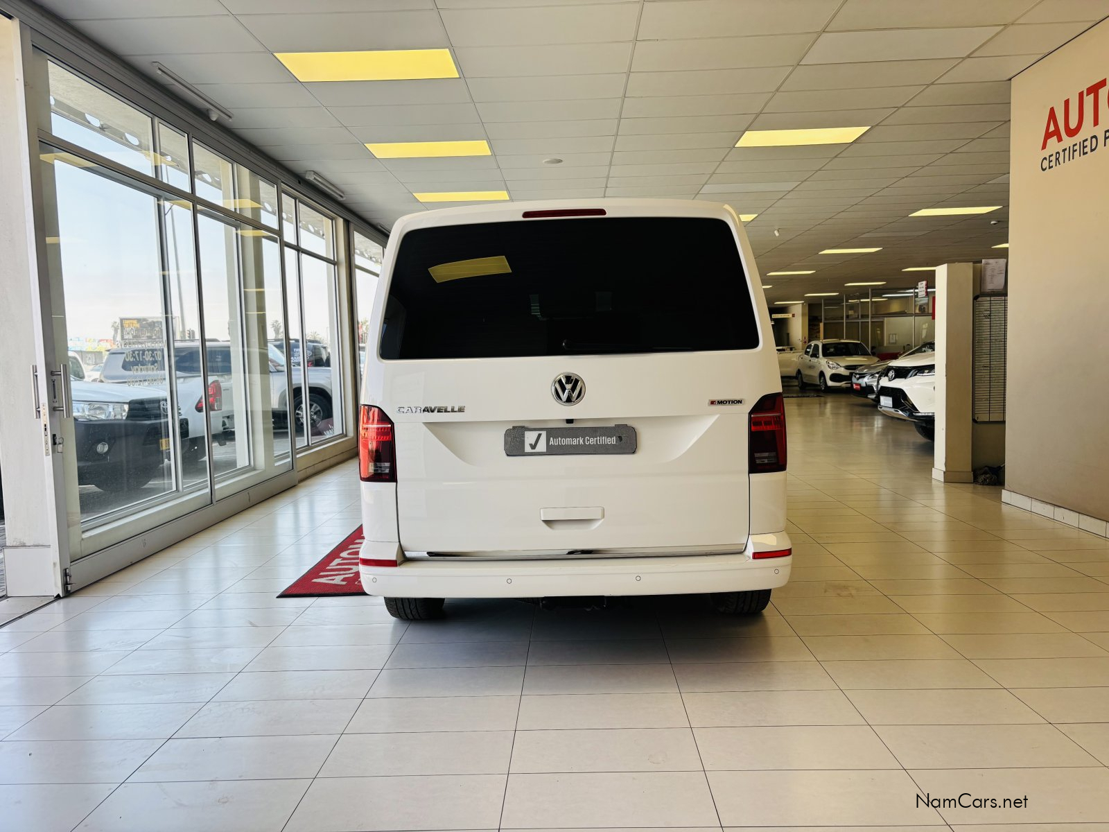 Volkswagen Caravelle 2.0  Bitdi Highline DSG 4Motion (146kw) in Namibia