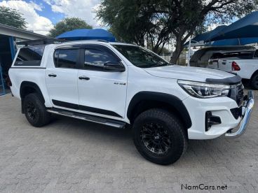 Pre-owned Toyota Hilux 2.8 GD6 Dakar 4x4 Auto D/Cab for sale in 
