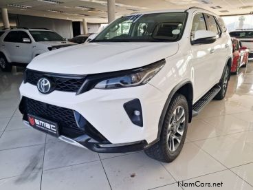 Pre-owned Toyota Fortuner 2.4 GD-6 4x4 AT for sale in 