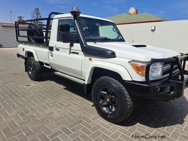 Pre-owned Toyota Land Cruiser 4.5TDI V8 S/C 4X4 MT for sale in 