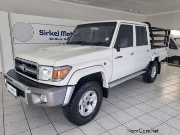 Pre-owned Toyota Land Cruiser 4.2 D/C P/U for sale in 